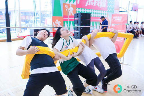 趣味團建項目：閃電縱隊